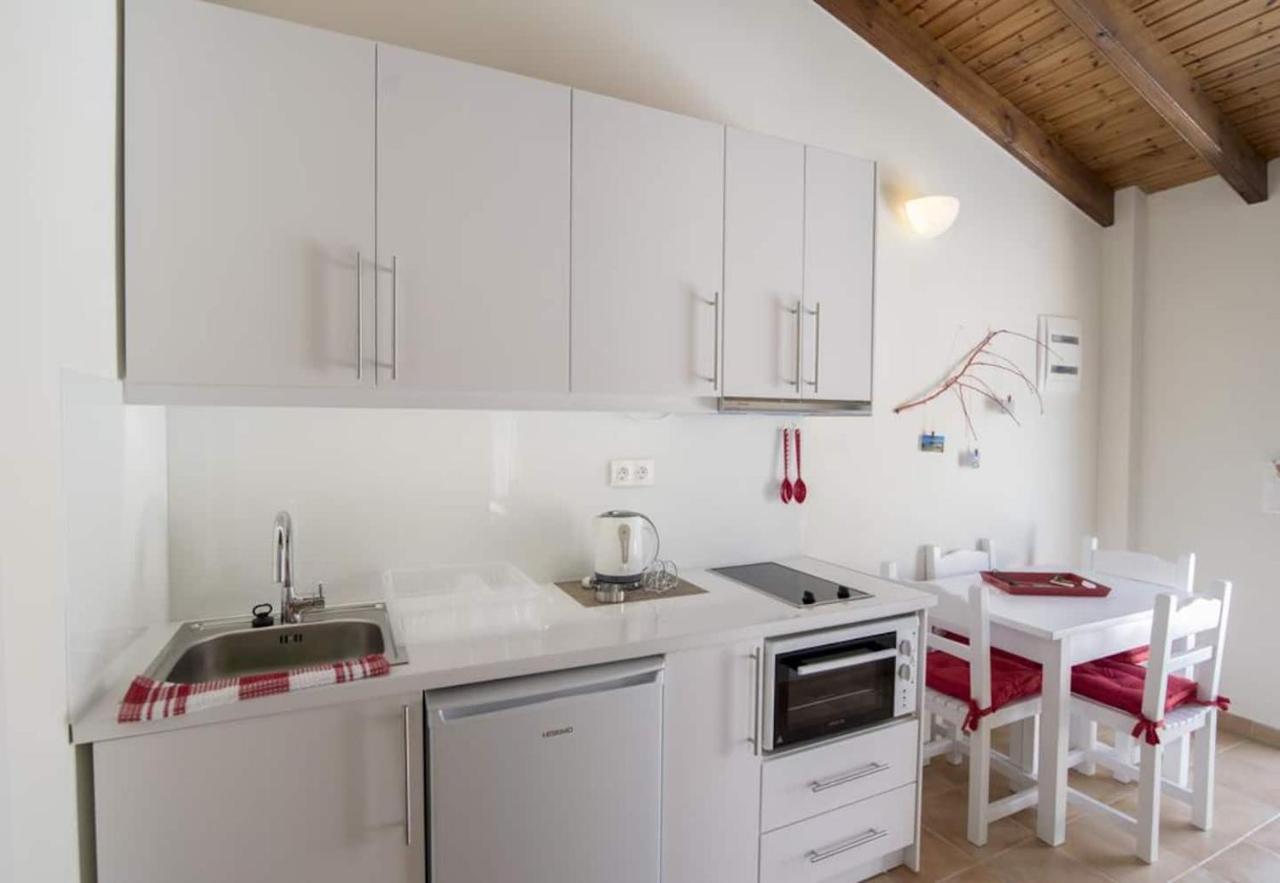 Filoxenia Kirki Apartments Беницес Екстериор снимка